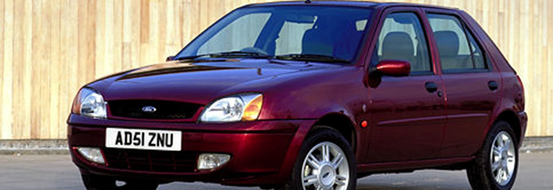 Ford Fiesta 1.6 Ghia Five-Door (2002)